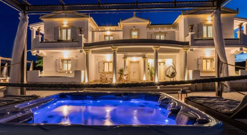 Τhalasso Palace Homes - Image 1