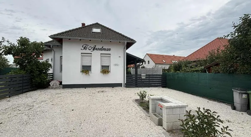 Tó Apartman - Image 1