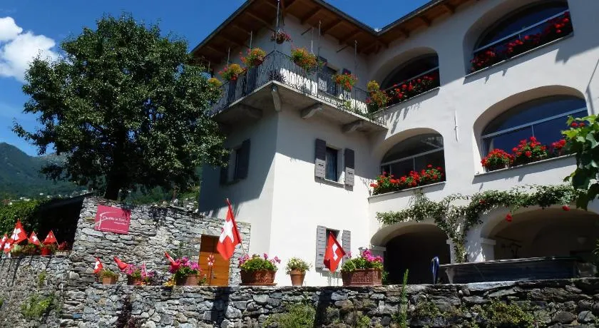 Casa Ai Portici - Image 1