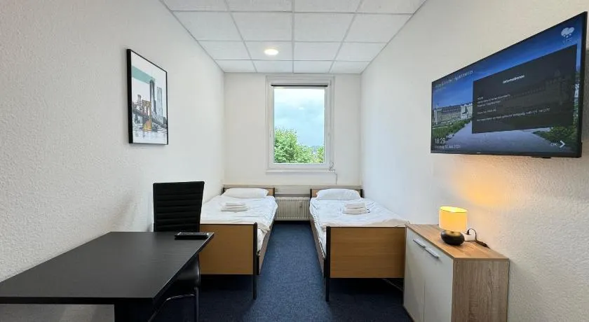 Thuja Apartments Karlsruhe-Neureut by KurzZeit - Image 1