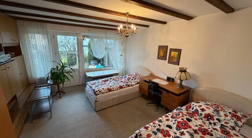 Ferien- und Monteurwohnung Rotbühl - Image 1