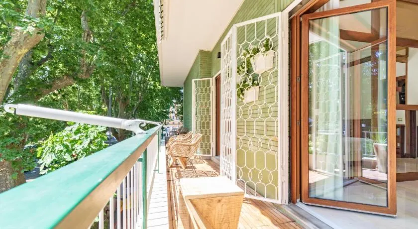First Class Rome Apartments - Image 1