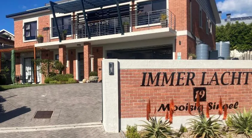Immer lacht - Image 1