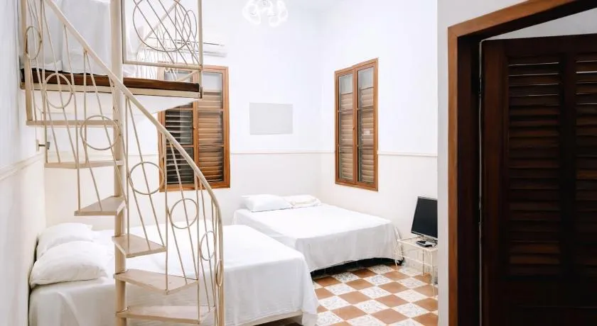 Two Story Unique Stay - Image 1