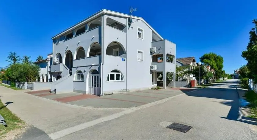 Apartments with parking space Sabunike, Zadar - 19430 - Image 1
