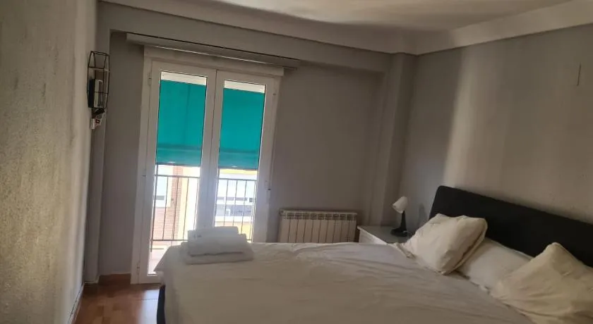 Apartamento Zaragoza Plaza Europa - Image 1