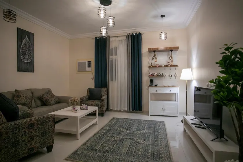 New & Cozy two-bedroom serviced apartment - Image 1