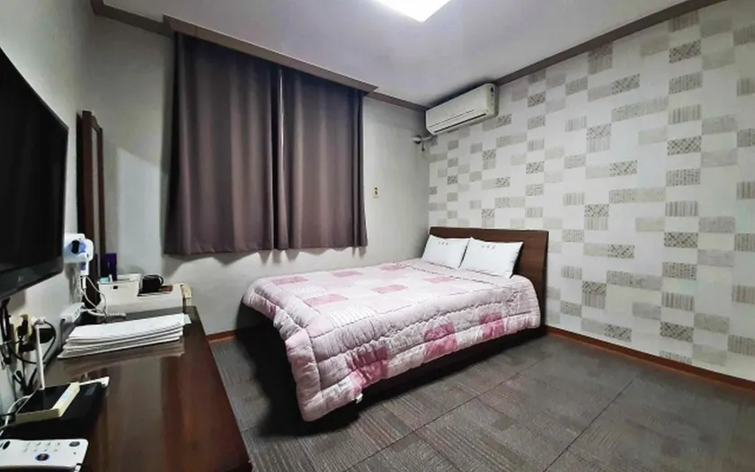 Nabizam Motel - Image 1