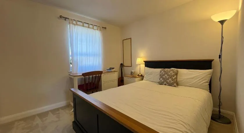 Cosy room in a house - Image 1