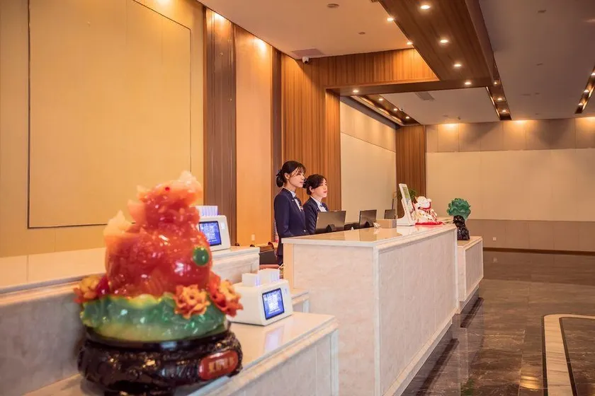Changde West Lake International Hotel - Image 1
