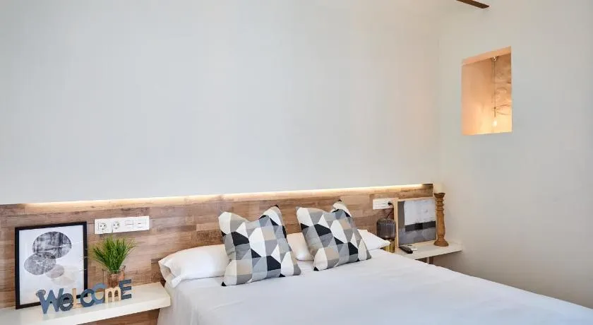 Vestal Suites Classic Adults Only - Image 1