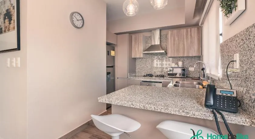Santo Domingo Apartment with Pool, Gym & Free Parking - Image 1