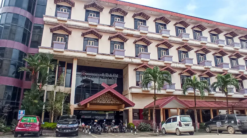 Abadi Budget Hotel - Image 1