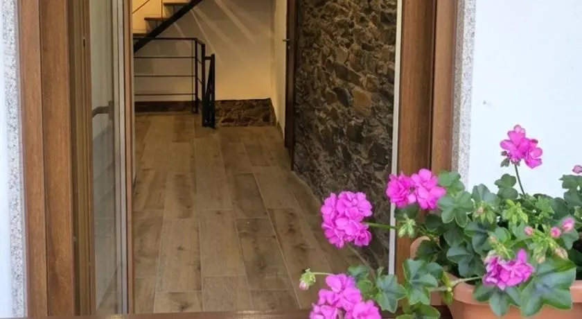 Casa das andorinhas - Image 1