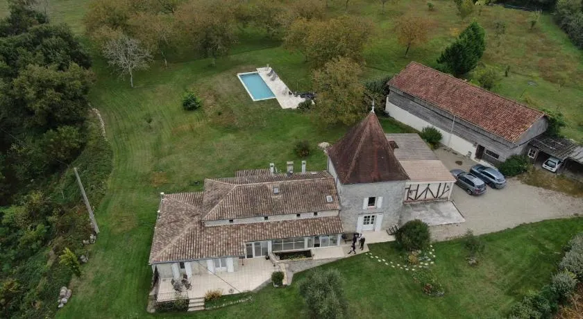 Clos du Palens Agen - Que des amis, que du bonheur - Image 1
