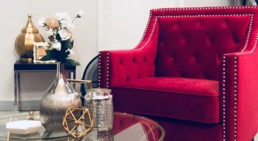 Grande Lux Room- Boutique Style-20mins to MetLife Stadium, NY NJ - Image 1