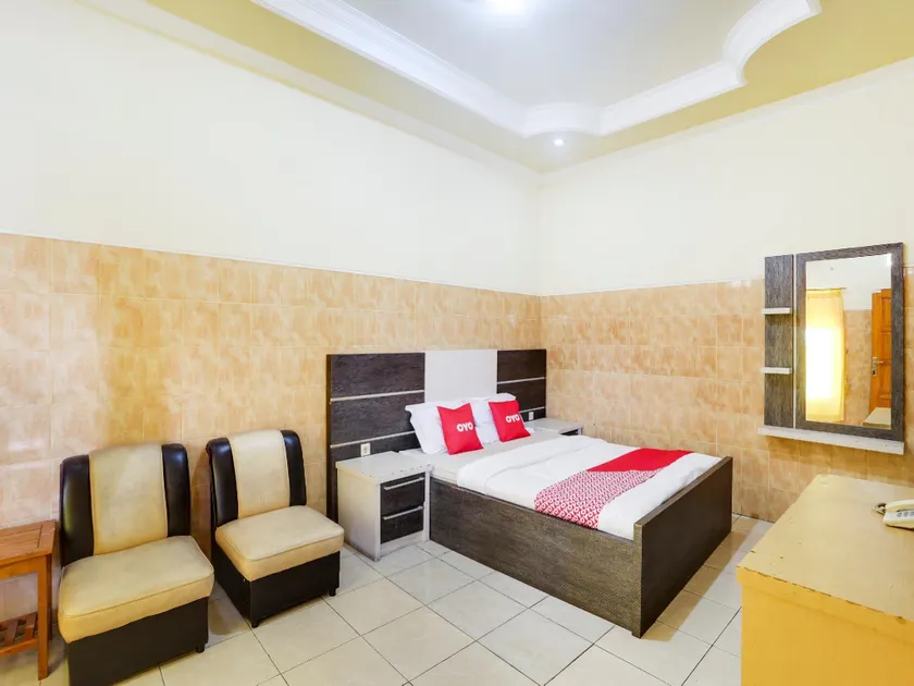 OYO 4014 Hotel Bergas Indah - Image 1
