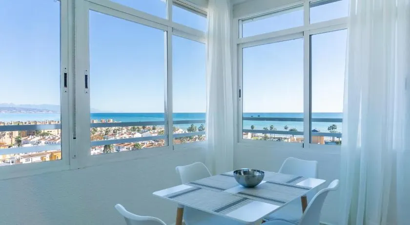 Septimo Cielo Vistas al Mar Guadalmar - Image 1