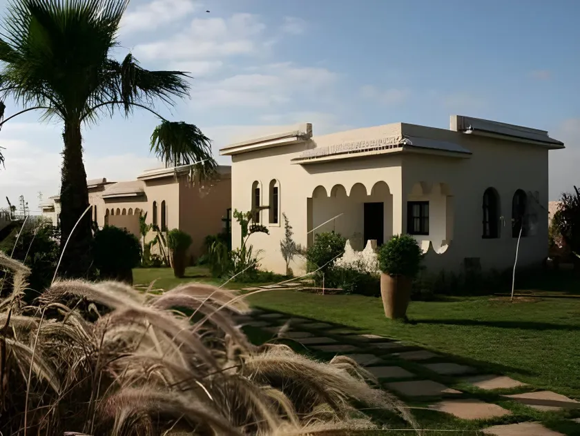 Les Cypres Hotel Restaurant  - Image 1