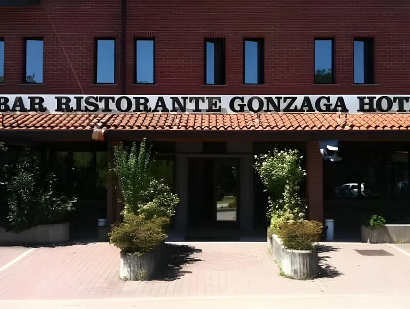 Hotel motel residence Gonzaga - Image 1