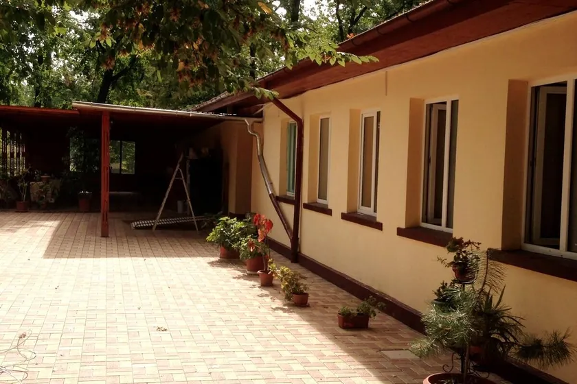 Forest Mirage Sef Check-in &Service Campina - Image 1