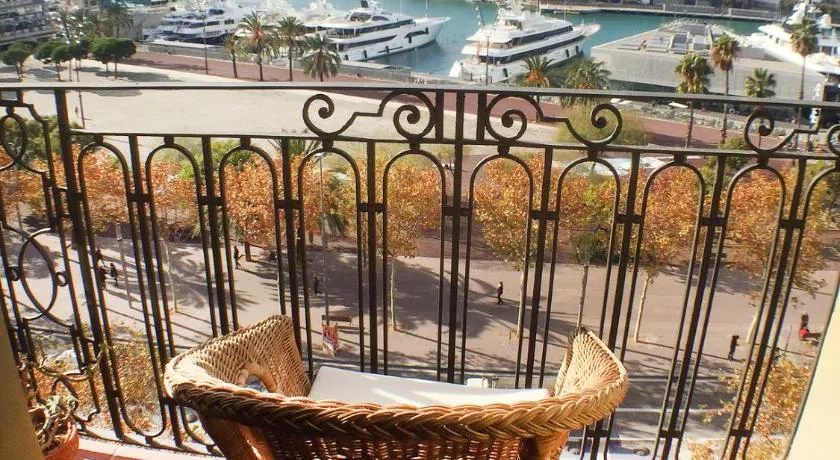 Barceloneta Ramblas Apartments - Image 1