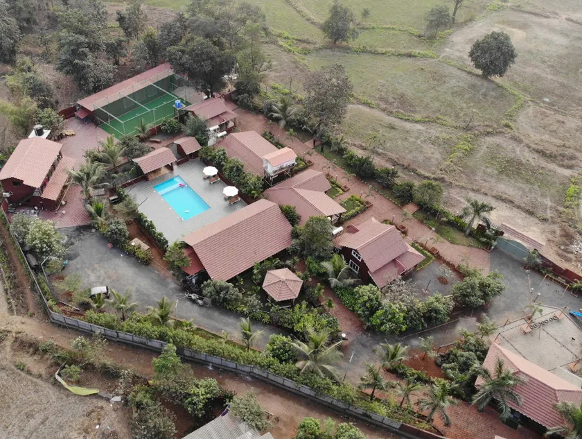 Crimson Bricks & Woods, Resort Style Cottages - Image 1