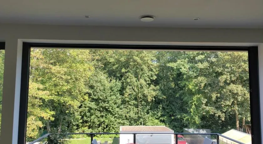 Wunderschöne Ferienwohnung in innovativem Zero-Emissionen Haus - Image 1