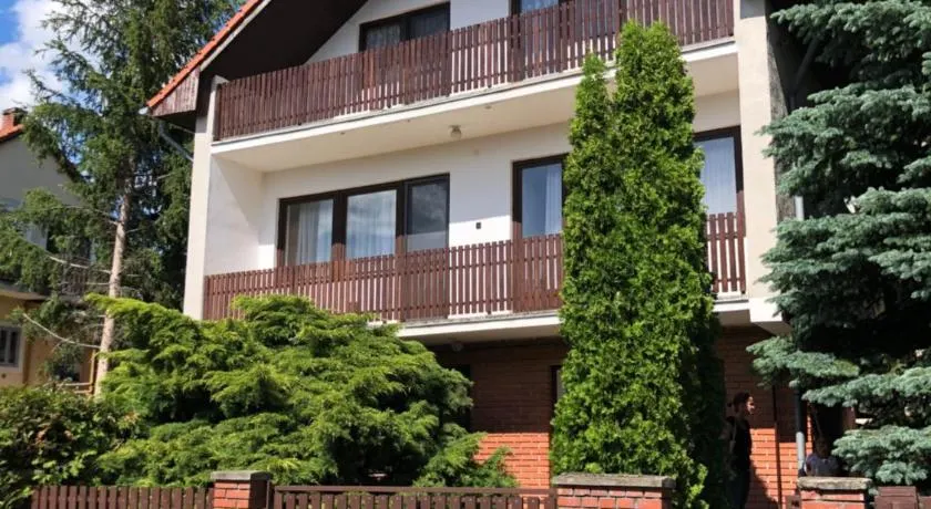Hélium Apartman - Image 1