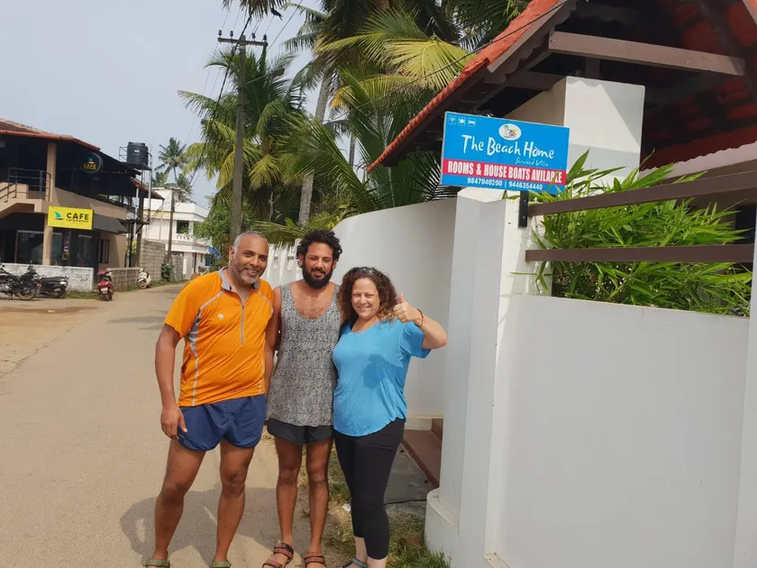 THE BEACH HOME, VILLA AVEC SERVICES, Alleppey Beach - Image 1