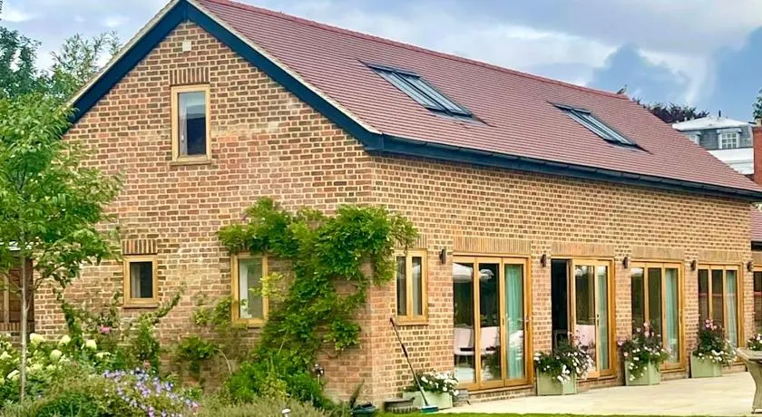 The Pool House - Image 1