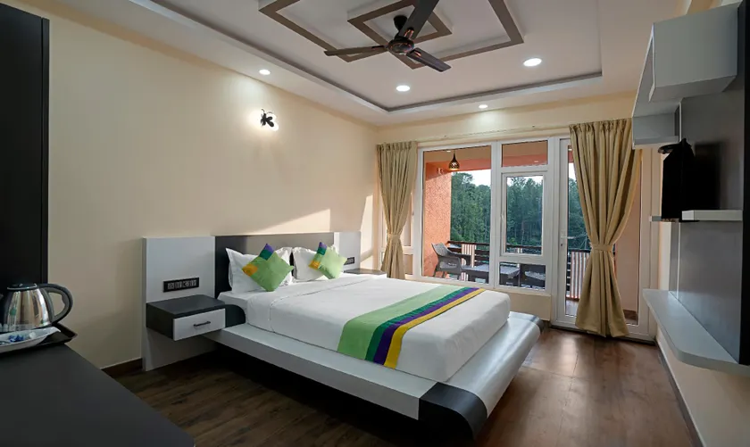 Treebo Sky Vista Suites with Hill View - Image 1