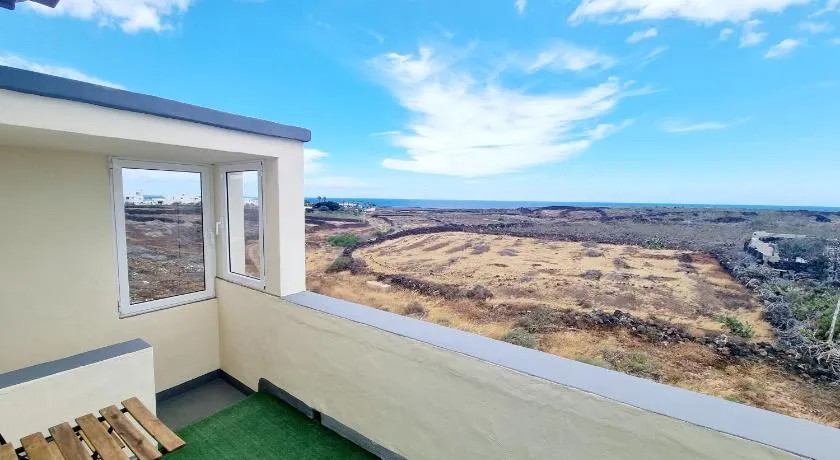 Apartamento en Mala con vista al mar - Image 1