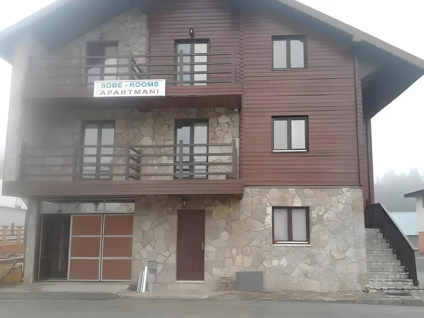 Hotel Pavlović - Image 1