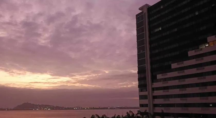 LUXURY APARTMENT PUERTO SANTA ANA GUAYAQUIL - Image 1