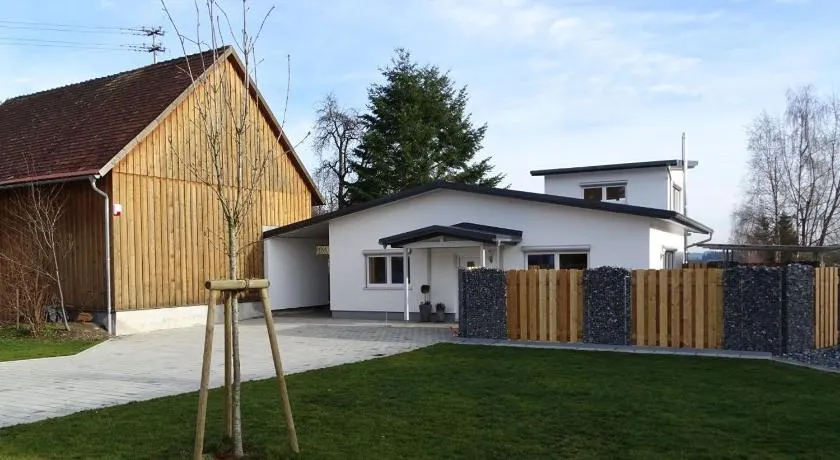 Ferienwohnung am Weinberg - Image 1