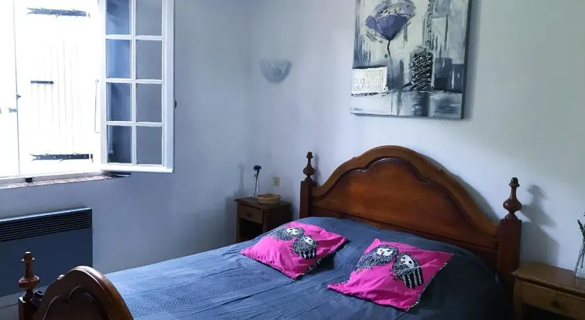 Chambre Privée dans Villa Provençale - Image 1