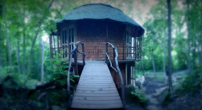 Lost River Hostel - Image 1