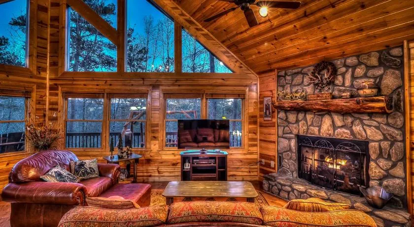 Hilltop Hideaway- EV Car Charger | Hot Tub | All Inclusive Game Room | Close to town - Image 1