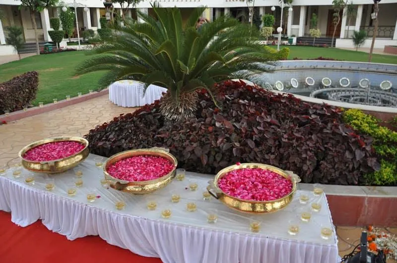 Rangoli Park Hotel & Resort - Image 1