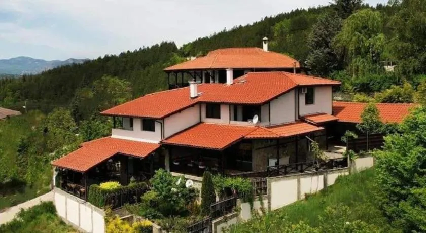 Penev guest house - Image 1
