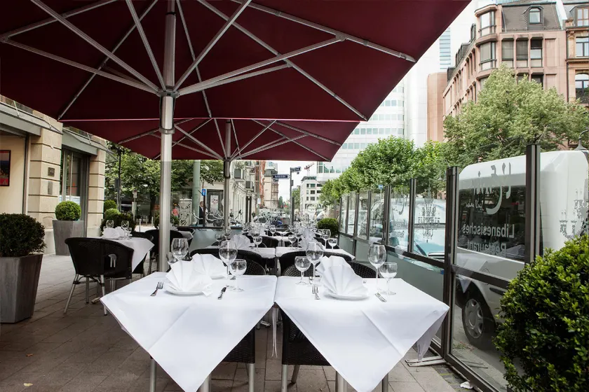 Ramada by Wyndham Frankfurt Central Station - Image 1