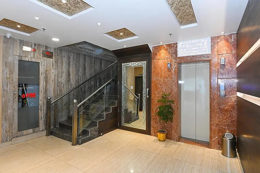 Pal Paradise Hotel & Banquet - Image 1
