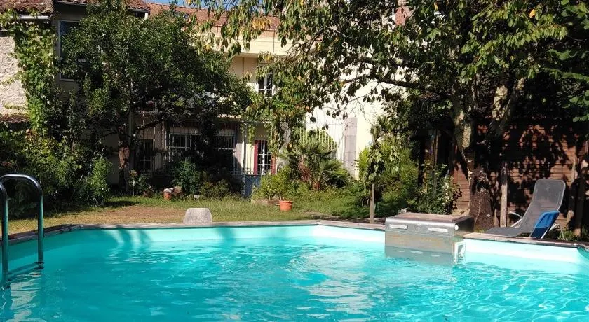 Le Patio Gironnais - Image 1