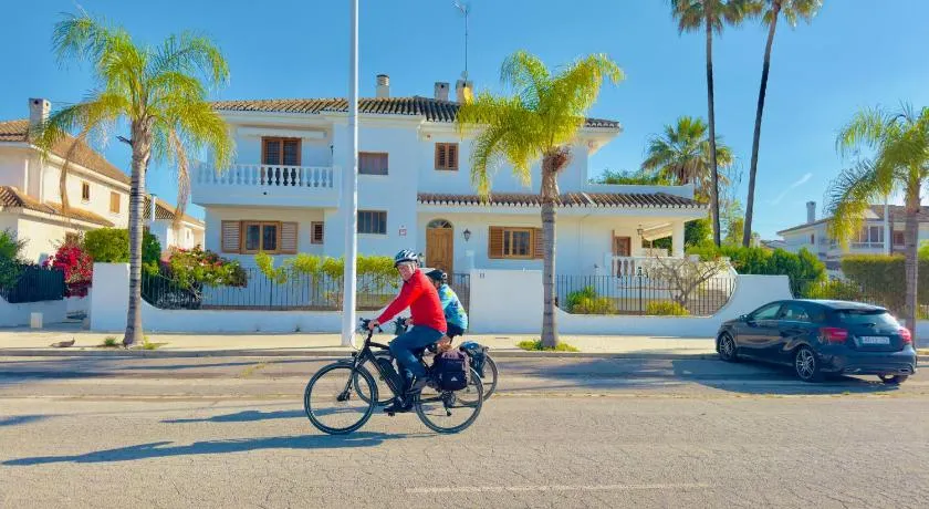 Valencia Sol y Playa - Image 1