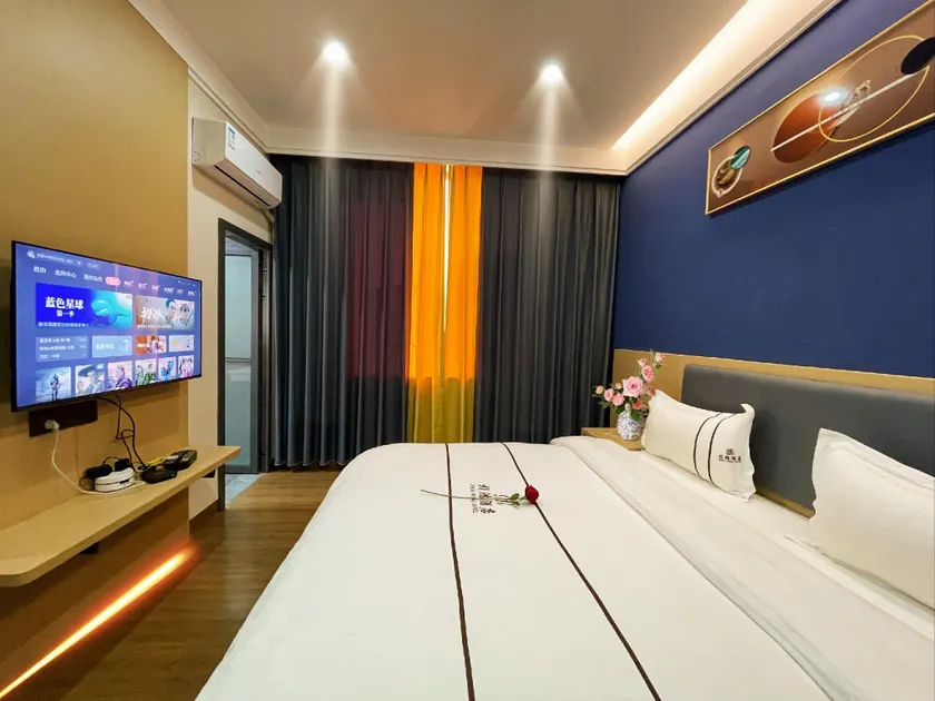 Zhenhong Hotel (Zhanyi Qujing North Railway Station Branch) - Image 1