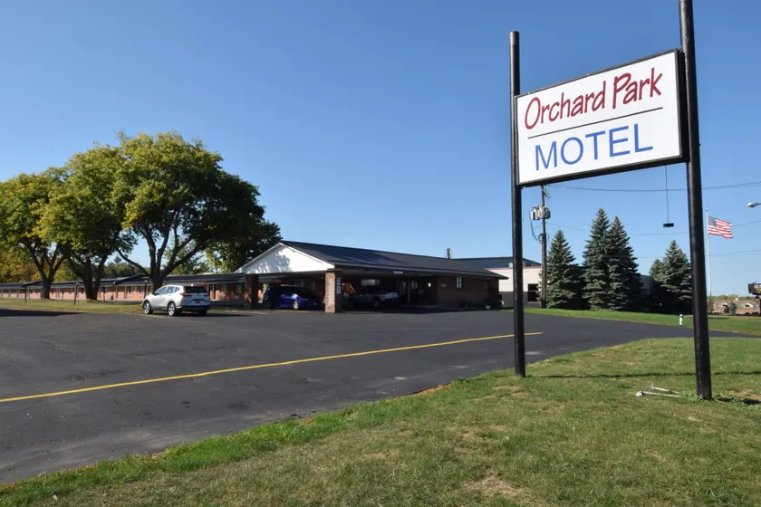 Orchard Park Motel - Image 1