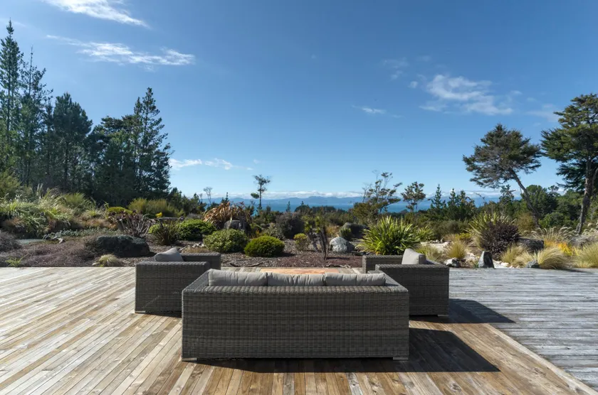 Split Apple Lodge - Eco Lodge & Spa - Image 1