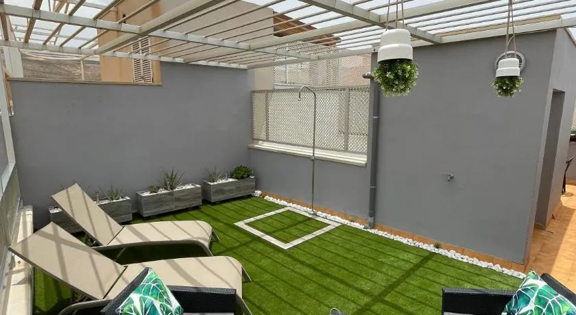 ÁTICO "TURQUESA BEACH" CON PISCINA, TERRAZA y BARBACOA - Image 1