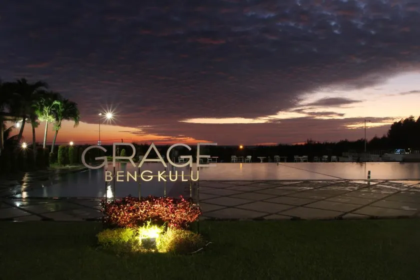 GRAGE HOTEL BENGKULU - Image 1